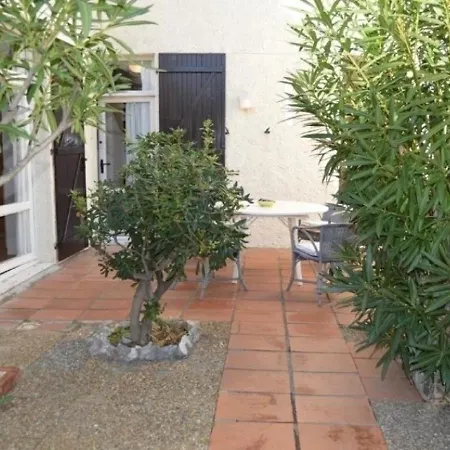 Villa House Griffouliere Ginestou 2 *